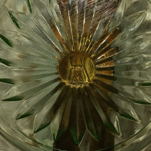 Vintage Hazel Atlas Uranium Glass Bowl - Picture 5 of 6